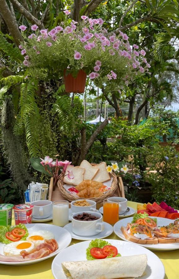 Phuket Golden Sand Inn - Sha Extra Plus Karon Exterior foto