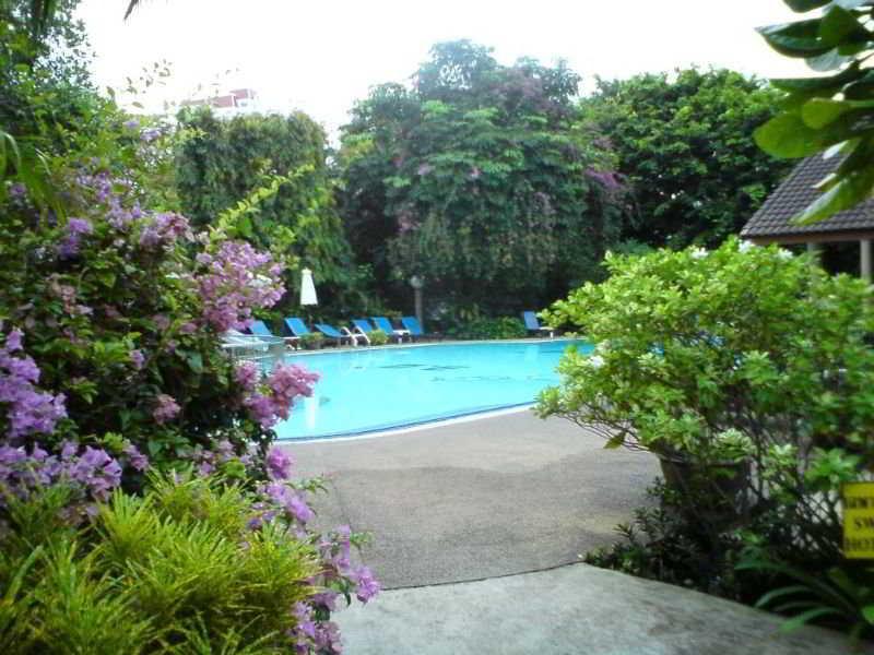 Phuket Golden Sand Inn - Sha Extra Plus Karon Exterior foto
