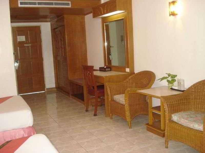 Phuket Golden Sand Inn - Sha Extra Plus Karon Exterior foto