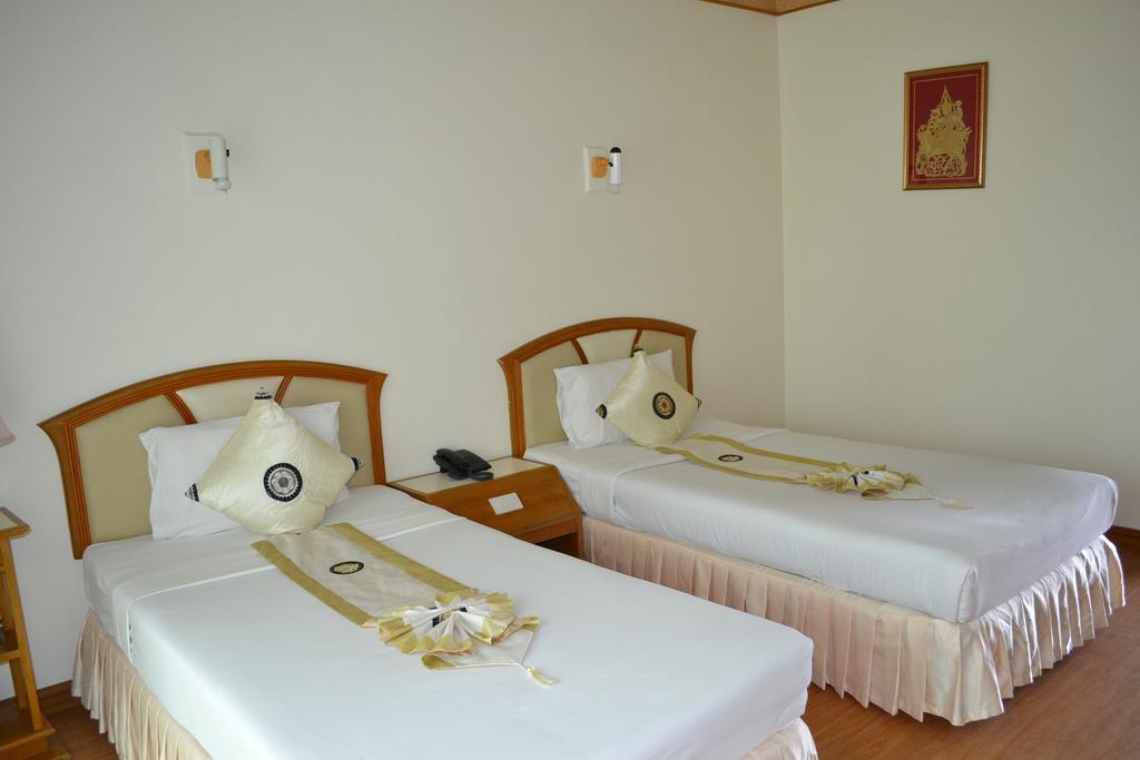 Phuket Golden Sand Inn - Sha Extra Plus Karon Exterior foto